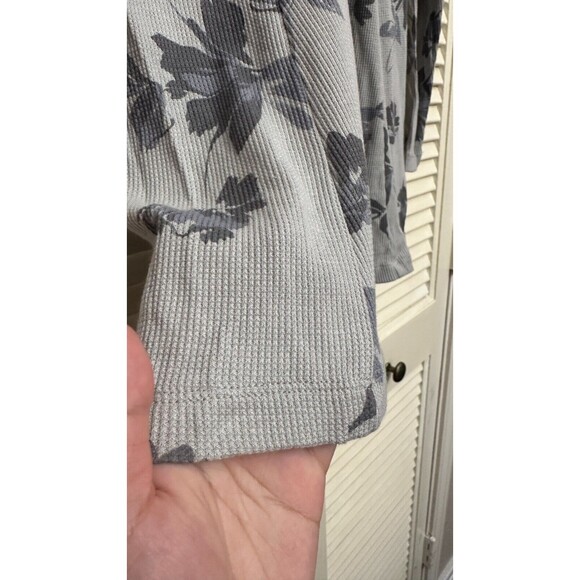 Isabel Maternity Women's Smocked Bump Waffle Maternity Top, Gray, NwT, SIZE M - Picture 2 of 4